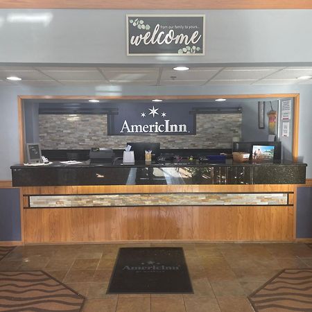 Americinn By Wyndham Hartford Wi Eksteriør billede